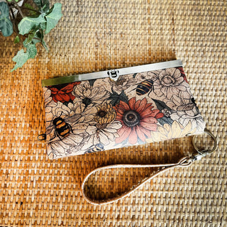 Diva Cork - Bees Buzz / Brushed Antique