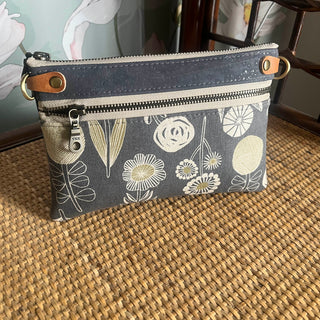 Izzy Cross-Body (S) - Gray Cork / Brushed Antique